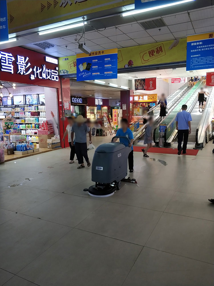 商场超市保洁洗地机-手推式洗地机